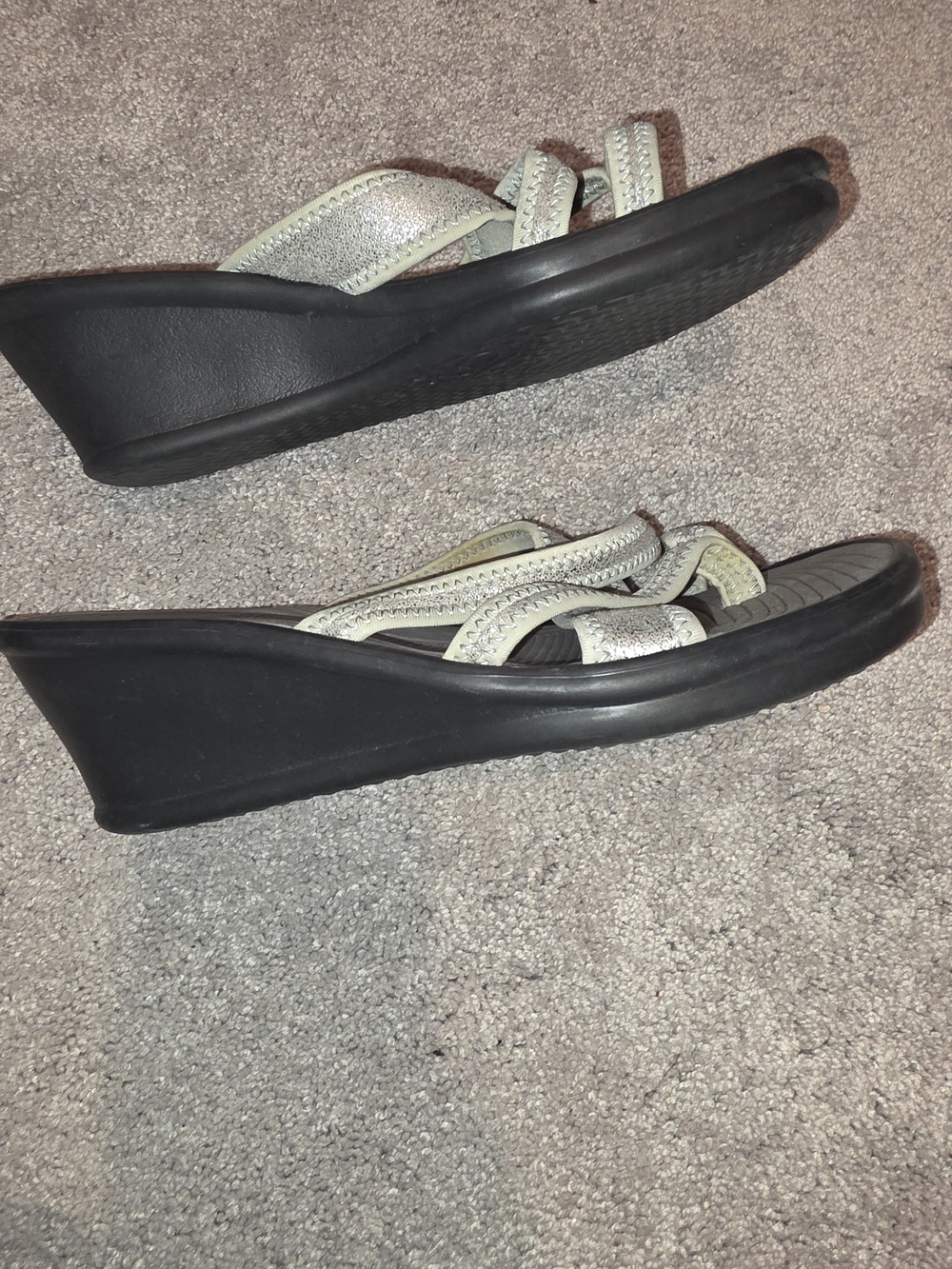 Skechers Women's Silver Comfort Sandal - Slip-On Strappy Slides - Picture 2 of 5